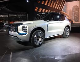 Mitsubishi Engerberg Tourer Concept